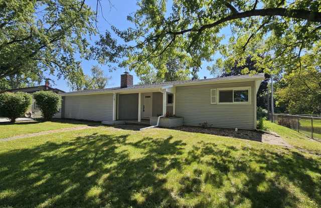 715 W Jefferson Street - 715 Jefferson Street, Kouts, IN 46347