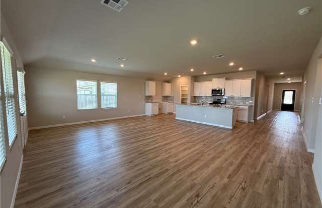 554 Blue Stem Road Gallery 4
