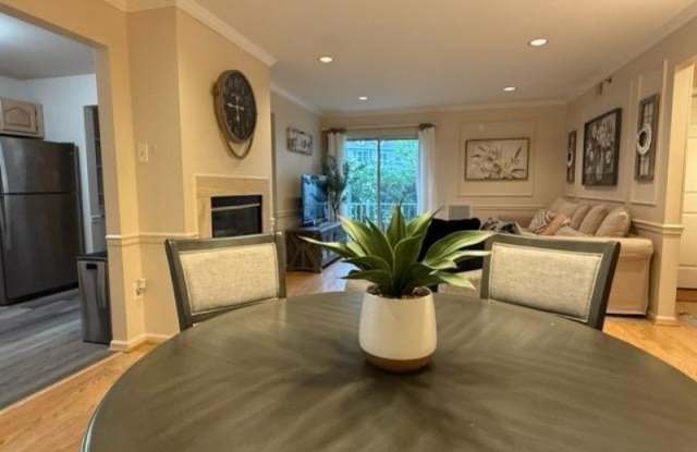 1 Brookside Ln photos photos