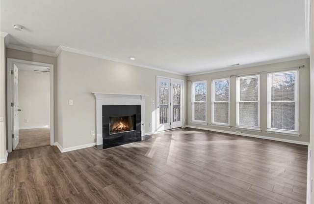 225 Warm Springs Circle Gallery 2