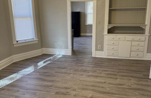 2438 W MAPLE ST - UPPER - 2438 West Maple Street, Milwaukee, WI 53204