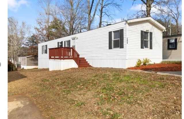 204 Fleetwood Drive photos photos