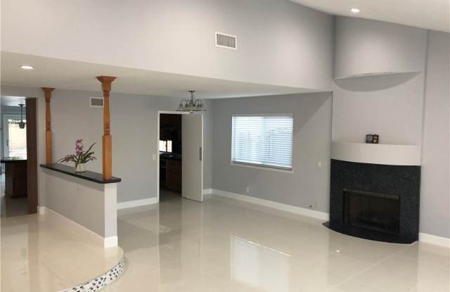 16207 Mount Lowe Circle Gallery 2