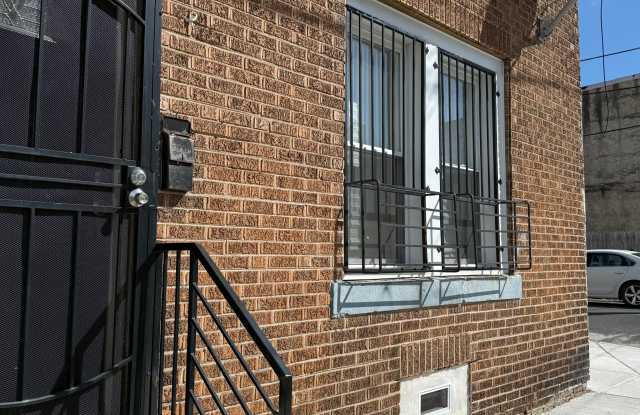 2209 S 71st St photos photos