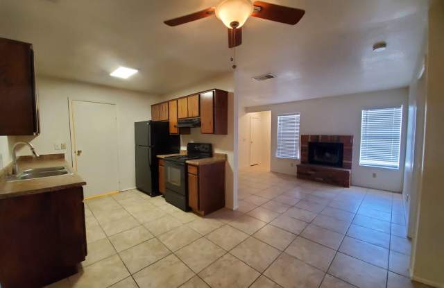 Shadow Mountain Villas Gallery 1