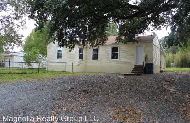 906 Marvin Ave - 906 Marvin Avenue, Leesville, LA 71446