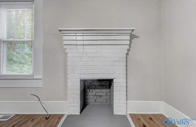 1109 Moore Avenue Northwest Gallery 4