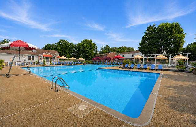 Westgate Apartments & Townhomes Gallery 3