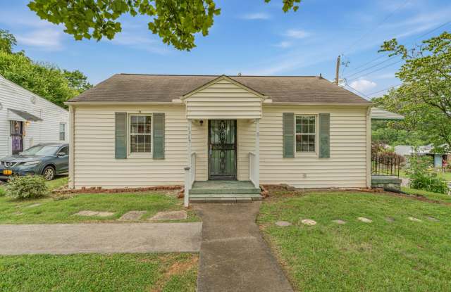 1315 East Red Bud Road photos photos 1315 East Red Bud Road photos photos
