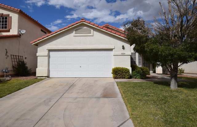 Beautiful Single Story Three Bedroom Home! photos photos