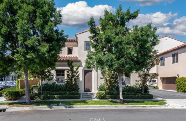 242 Firefly - 242 Firefly, Irvine, CA 92618 242 Firefly - 242 Firefly, Irvine, CA 92618