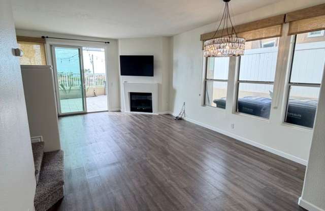 Property is a townhouse.  Montecido in Portola Hill community. Gallery 3