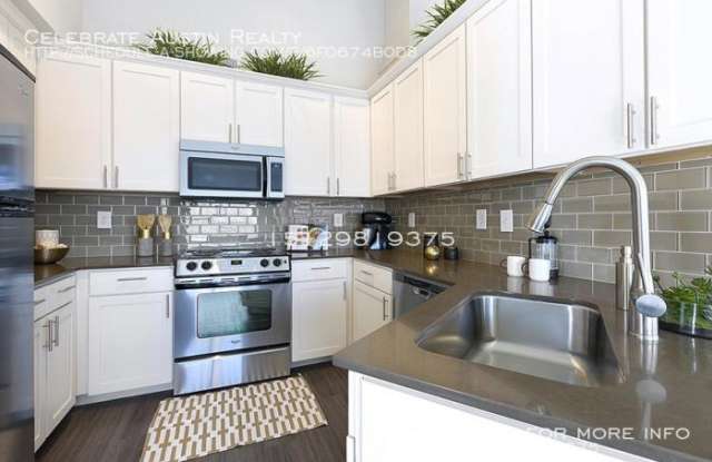 11923 Stonehollow Dr - 11923 Stonehollow Drive, Austin, TX 78758
