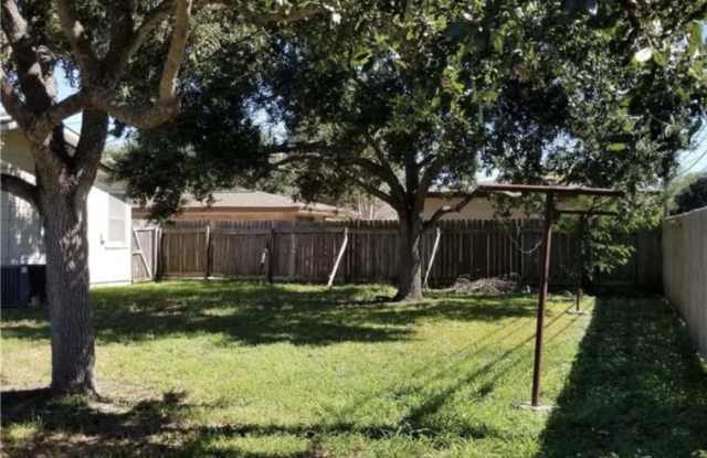 1049 Driftwood Place Gallery 3