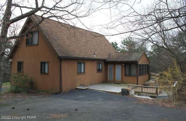 1421 Clover Road - 1421 Clover Road, Emerald Lakes, PA 18334