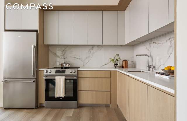 50 Paseo Place Gallery 2