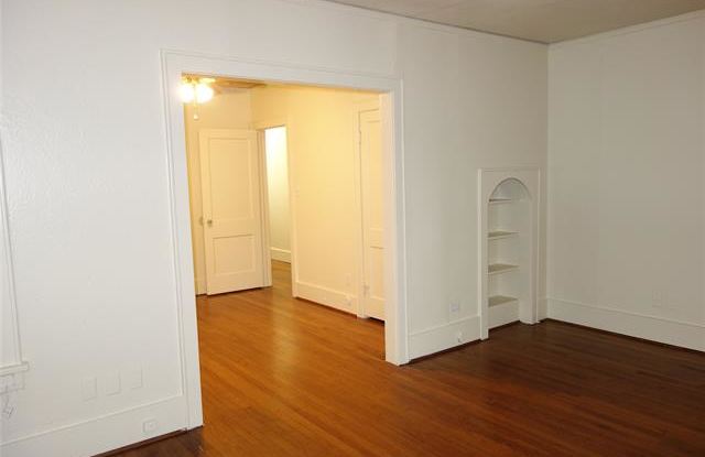 3218 Greene Avenue Gallery 4