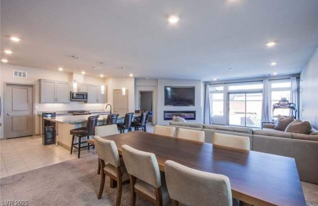 380 Coastal Fog Avenue - 380 Coastal Fog Avenue, Paradise, NV 89183