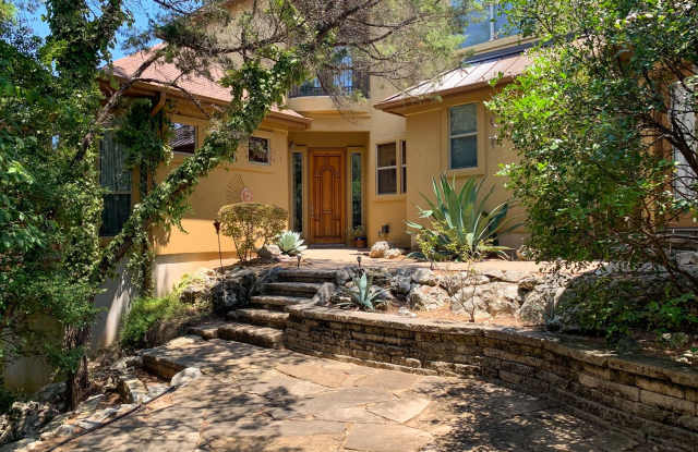 Gorgeous, private retreat tucked away in the desirable Toro Creek community! Gallery 4