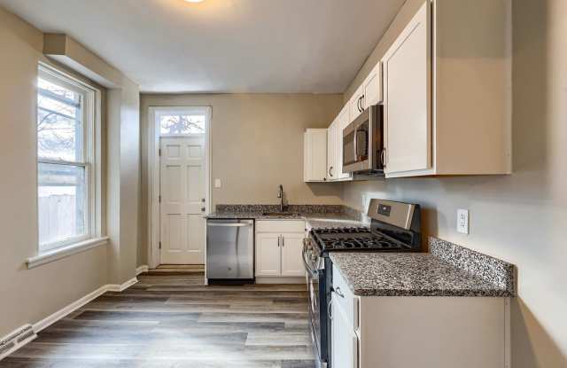 Single Family Home in Midtown Gallery 3