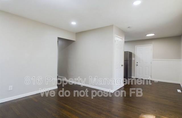 4535 Lister Ave - 4535 Lister Avenue, Kansas City, MO 64130