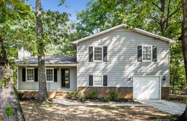2412 Robin Ridge Drive Southeast Gallery 1