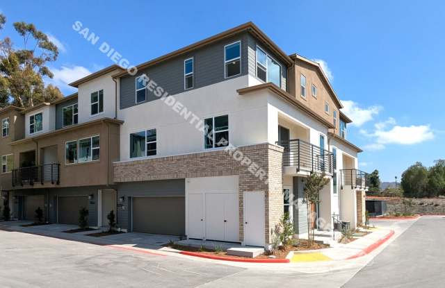 Brand New and Beautiful Carmel Mountain Ranch Townhome photos photos