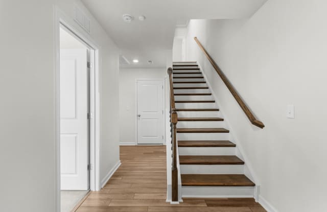 1009 Belloak Way - 1 Gallery 4
