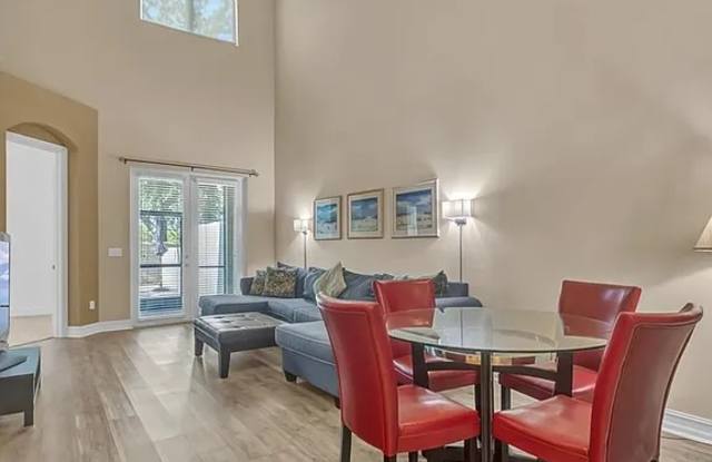1865 Bridgepointe Cir Gallery 4