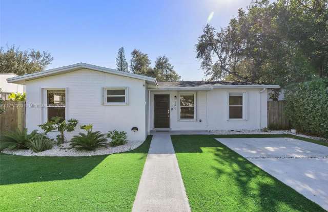 340 Northwest 45th Street photos photos