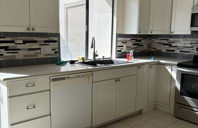 4747 North Woodrow Avenue #140 - 1 Gallery 2