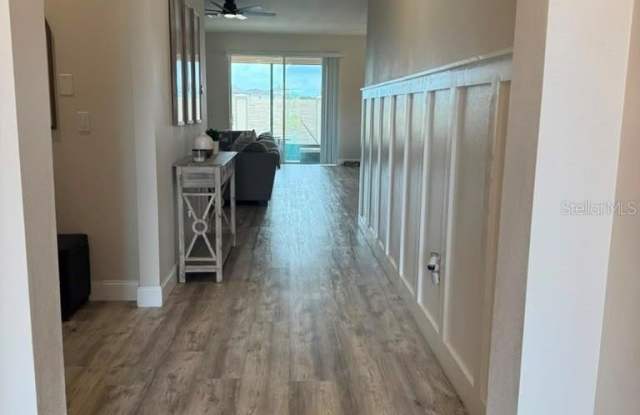 1127 PIPESTONE Place Gallery 3