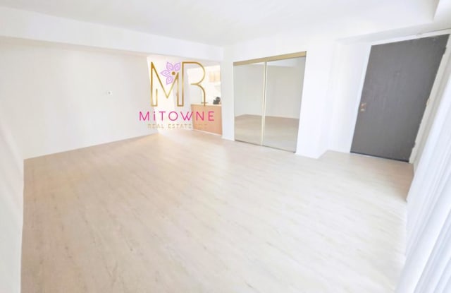1200 South Forums Ct. Gallery 4