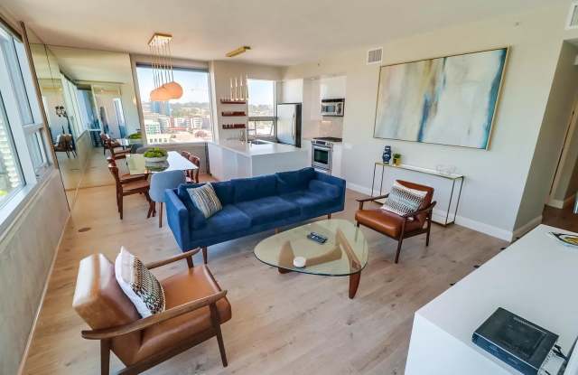 321 10th Avenue photos photos