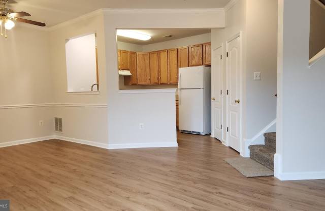 103 SWALLOW POINTE COURT photos photos