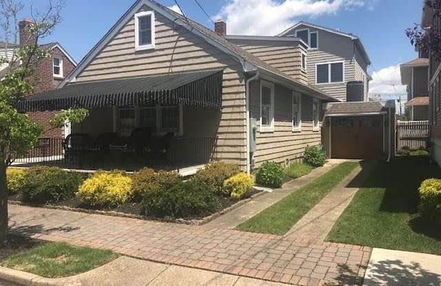 7 S Lancaster Ave - 7 South Lancaster Avenue, Margate City, NJ 08402
