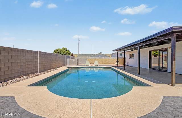 4404 S MCALLISTER Avenue Gallery 1