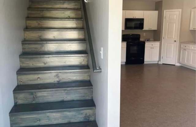 3 bed, 1 bath Apartment photos photos 3 bed, 1 bath Apartment photos photos