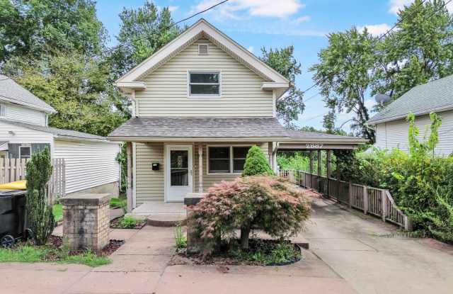 AVAILABLE NOW! Fully RENOVATED 2 bedroom in Bethel Park! photos photos