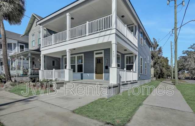 453 E 1st St photos photos