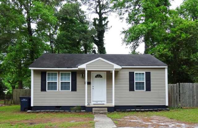 109 Robin Road - 109 Robin Road, Jacksonville, NC 28540