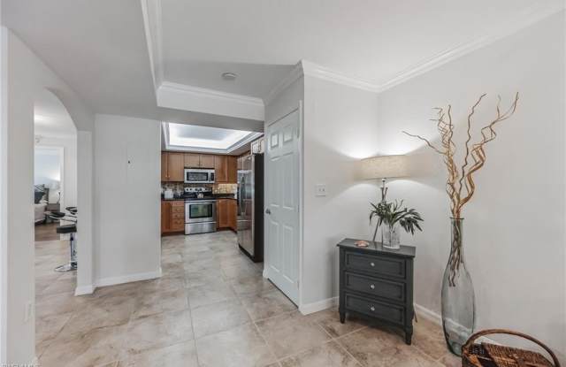 5633 Turtle Bay Dr Gallery 4