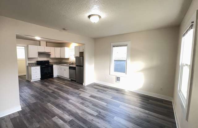 Cozy Remodeled 3-bedroom 2 bath Home - Close to State Capitol - On BUS LINE photos photos