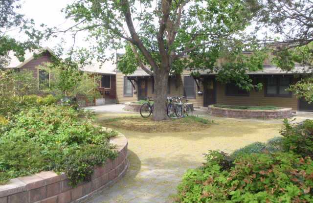 1402 Sherwood Street photos photos