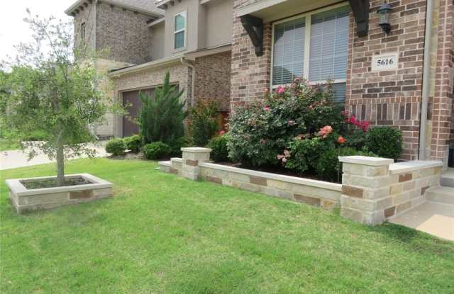 5616 Amphora Avenue Gallery 2