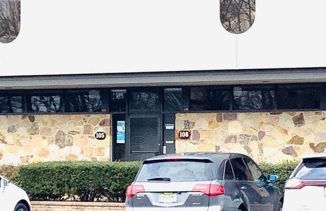 600 SOMERDALE Road Gallery 2