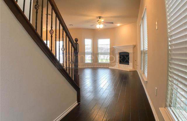 209 Red Hawk Place Gallery 4