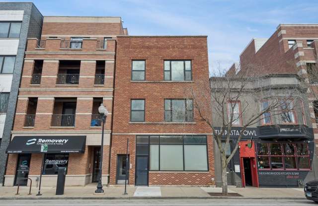 4345 N Lincoln Avenue photos photos