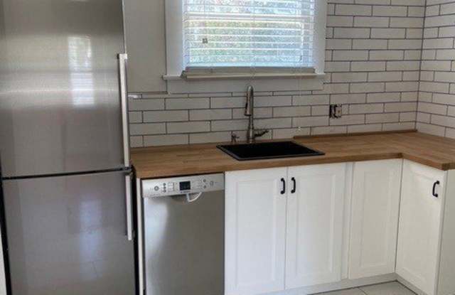 128 W Brookdale Place 1/2 - 128 West Brookdale Place, Fullerton, CA 92832