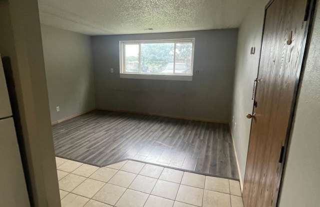 3684 W 4th St photos photos